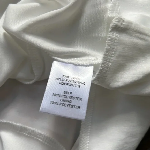 Poppies and Roses Long-Sleeve Ruched Bodice Floral Printed Knit Shift Dress - Picture 10 of 15